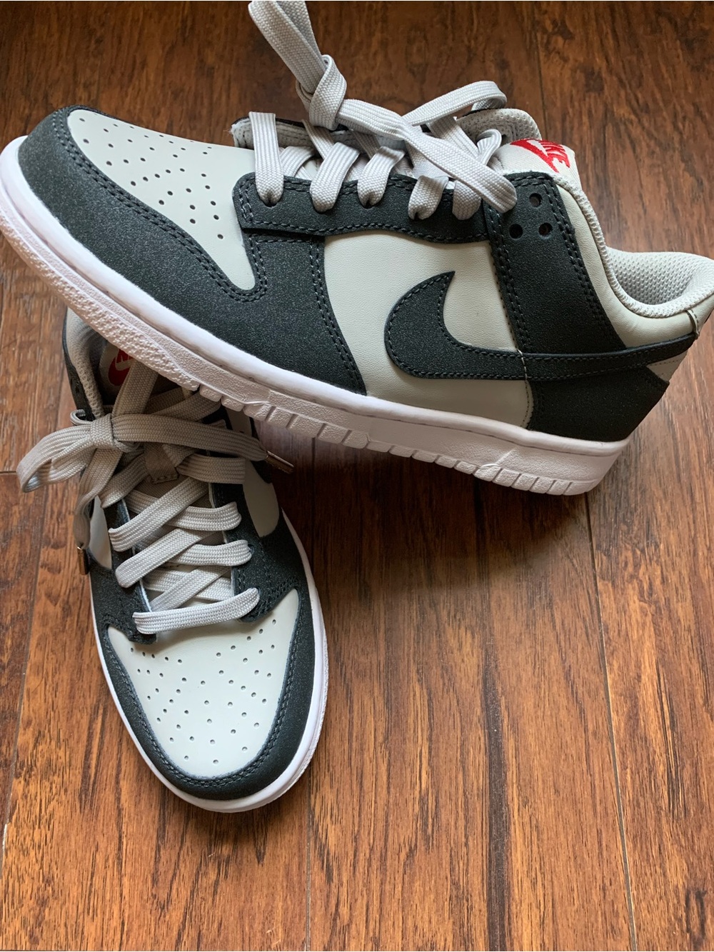 Nike Kids Low-Top Sneakers in Gray and Black